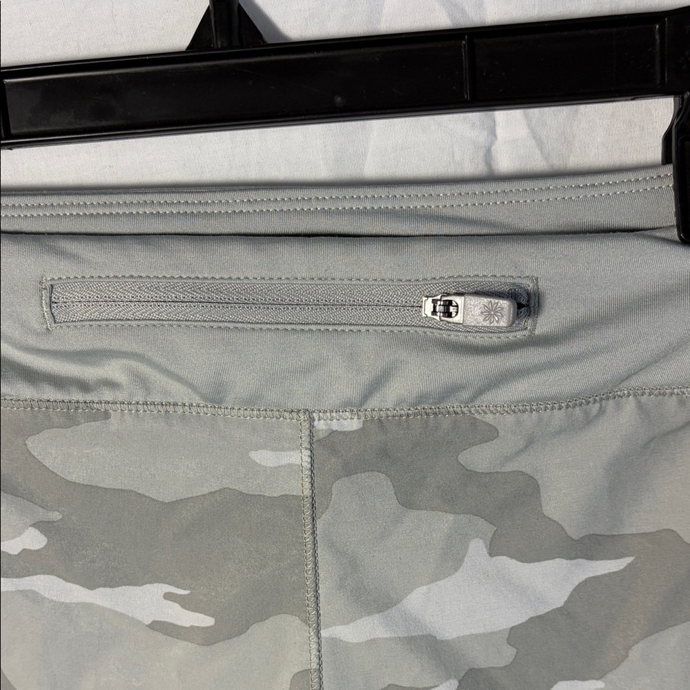 Athleta Girl Printed Record Breaker 3” Short - XXL(16) Gray Camouflage - Picture 4 of 8